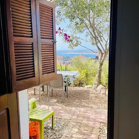 Villa Montalbo Vue Avec Grande Terrasse&plage à Proximité - Idéale Famille Et Groupe De 2 à 10 Personnes Cargèse