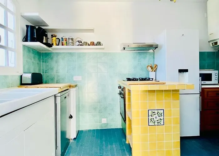 Montalbo Vue Avec Grande Terrasse & A Proximite - Ideale Famille Et Groupe De 2 A 10 Personnes Вилла