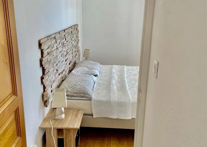 Вилла Montalbo Vue Avec Grande Terrasse & A Proximite - Ideale Famille Et Groupe De 2 A 10 Personnes