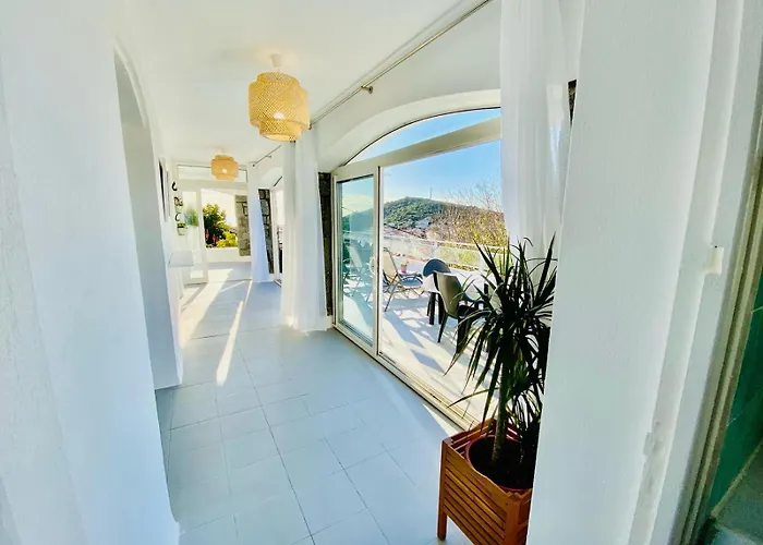 Montalbo Vue Avec Grande Terrasse & A Proximite - Ideale Famille Et Groupe De 2 A 10 Personnes Вилла Каржез