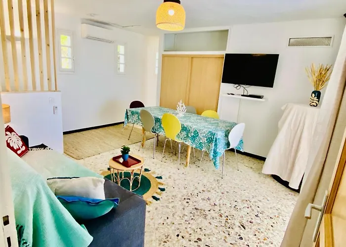 Montalbo Vue Avec Grande Terrasse & A Proximite - Ideale Famille Et Groupe De 2 A 10 Personnes Вилла