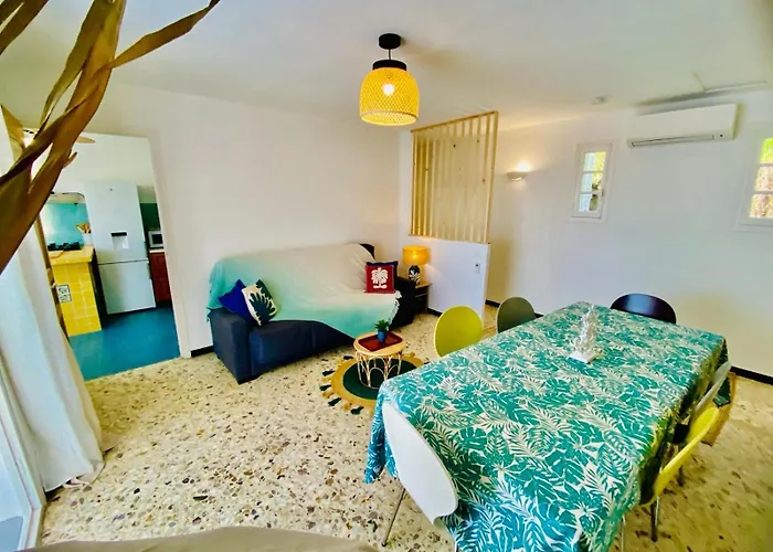 Montalbo Vue Avec Grande Terrasse & A Proximite - Ideale Famille Et Groupe De 2 A 10 Personnes Вилла *