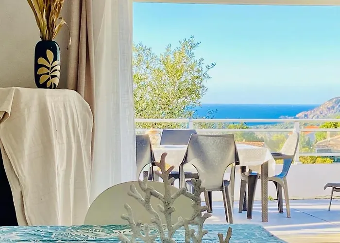 Vila Montalbo Vue Avec Grande Terrasse & A Proximite - Ideale Famille Et Groupe De 2 A 10 Personnes Cargèse