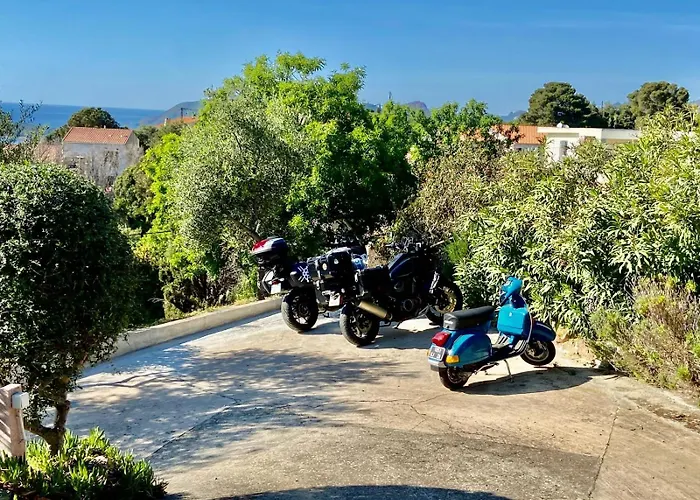 Montalbo Vue Avec Grande Terrasse & A Proximite - Ideale Famille Et Groupe De 2 A 10 Personnes * Cargèse